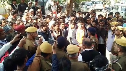 किशोर की हत्या, हाथ पैर बांध कर कुएं में लटका गए आरोपी