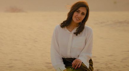 حلا شيحة تحضر جنازة والد ريهام عبد الغفور في تأثر كبير