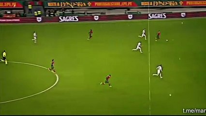 رونالدو يضيع إنفراد و هدف محقق مع البرتغال قبل قليل