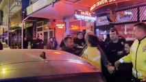 Alkollü sürücü polis ekiplerine saldırdı