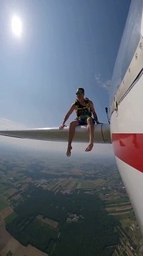 Adventurous Skydiver Sits on Plane’s Wing Before Jumping Off