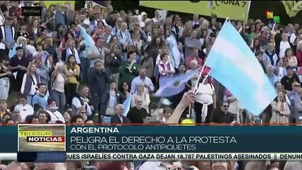 Derecho de protesta en Argentina peligra debido a protocolo antipiquetes