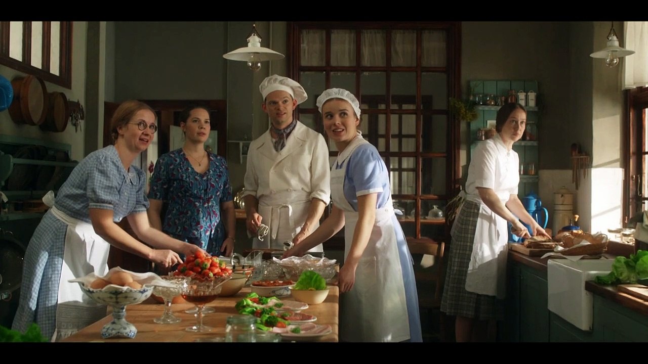 Badehotellet Seaside Hotel  S07  E04