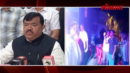 सलीम कुत्तासोबत डान्स, फोटो