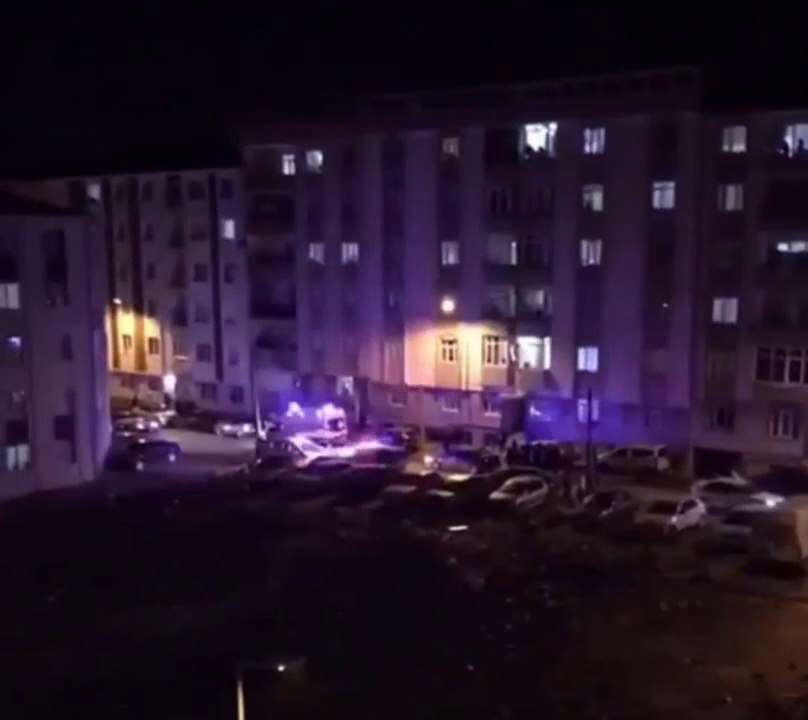 Husumetli Kavgası Kanlı Bitti: 1 Yaralı!