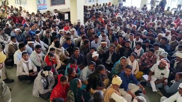 शहर में निकाली रैली, जिला प्रशासन को सौंपा ज्ञापन