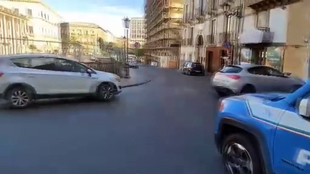 Vasta operazione Polizia, 40 arresti, 25% sono minorenni, sequestri di droga e armi