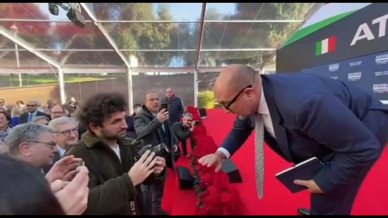 In anteprima gli auguri a Propaganda live di Sangiuliano