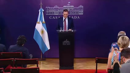 Adorni: "Este 1 % de inflación diaria nos deja inmersos en una hiperinflación"