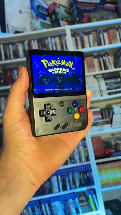 Que vaut la MIYOO MINI PLUS ? La console retrogaming portable la plus fiable ?
