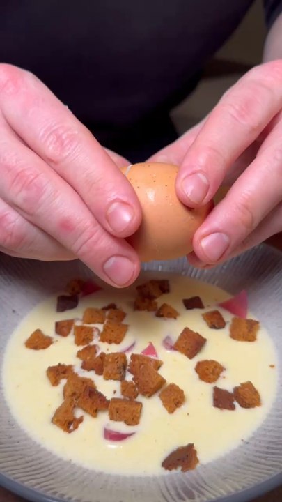 OEUFS PARFÊTES  #oeufs #parfait #oeufsparfaits #perfectegg #comté #cheese #sauce #cream #cuisson #egg #yummy #gourmand #recette #recipe #recipes #cuisine #alamaison #technique #hack