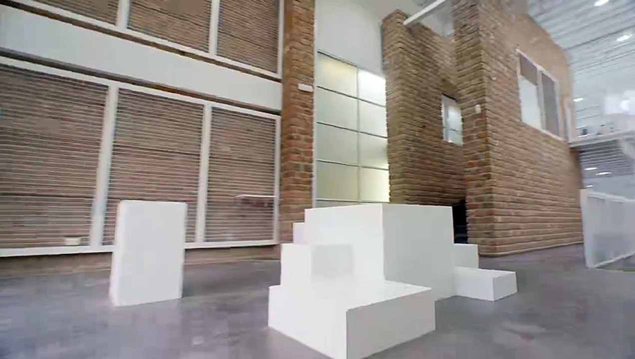 Now Gallery