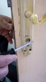 # طريقة فك و تركيب قلب مفتاح الباب (الكالون الباب ) - # How to dismantle and install the door switch core (door lock)