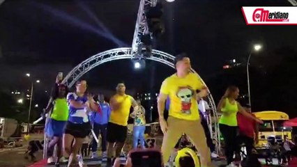 Lion Lázaro, cantante de salsa presente en la II Expo Juventud y Deporte, Premios 2023.