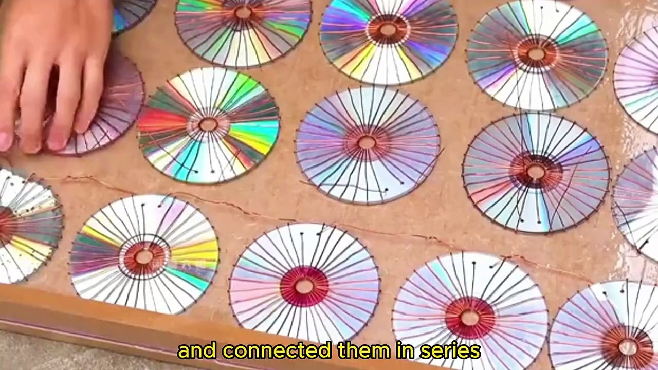 Man Turns Old CDs into a Powerful Solar Panel, DIY project - video ...