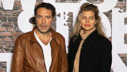 VOICI : Nicolas Bedos papa : sa compagne Pauline Desmonts a donné naissance à leur premier enfant, le prénom et le sexe dévoilés