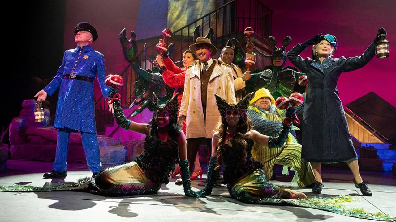 Selena Gomez "Cried" Over Meryl Streep's Singing In 'Only Murders in the Building' Rehearsal | THR News Video