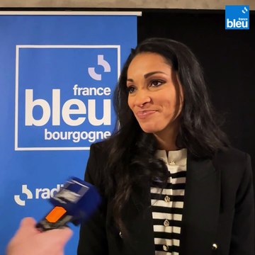 Cindy Fabre, la directrice du concours Miss France, est prête pour la soirée du 16 décembre 2023.