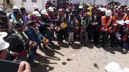 Bolivia inaugura su primera planta industrial de carbonato de litio