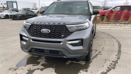 2023 Ford Explorer ST walkaround 001