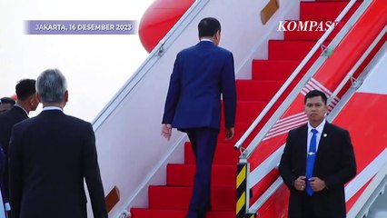 Senyum Presiden Jokowi Saat Ditanya Soal Dasi Kuning yang Dipakai