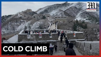 Tourists brave icy winds for visit to Great Wall in Beijing