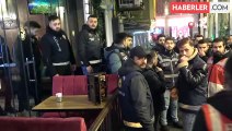 Taksim'de yılbaşı öncesi kafe ve restoranlarda polis denetimi