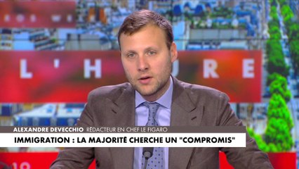 Télécharger la video: Alexandre Devecchio : «Ce qui serait le plus utile : un référendum qui fasse primer la loi française sur les lois européennes, y compris les traités. C'est le seul moyen de récupérer la souveraineté en matière d'immigration»