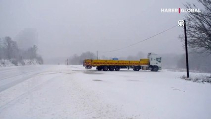Kar adım adım İstanbul'a geliyor! Trakya'nın yüksek kesimleri beyaza büründü