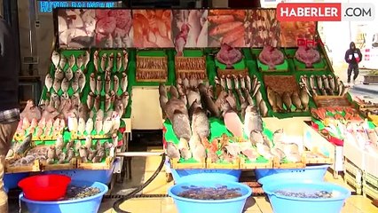 İSTANBUL'DA BALIK FİYATLARI GERİLEDİ KAR YAĞARSA DAHA DA DÜŞECEK