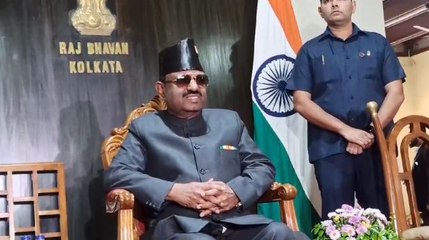 কালো পতাকাকে শুভেচ্ছা, ভারতের যুব সমাজের নিজস্ব সিদ্ধান্তকে স্বাগত: সি ভি আনন্দ বোস
