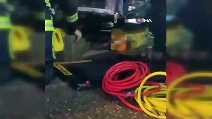 Tır, köfte yiyen müşterilerin arasına daldı: 5 yaralı