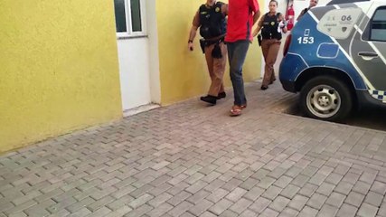 Foragido da justiça é preso durante patrulhamento da PM no Florais do Paraná
