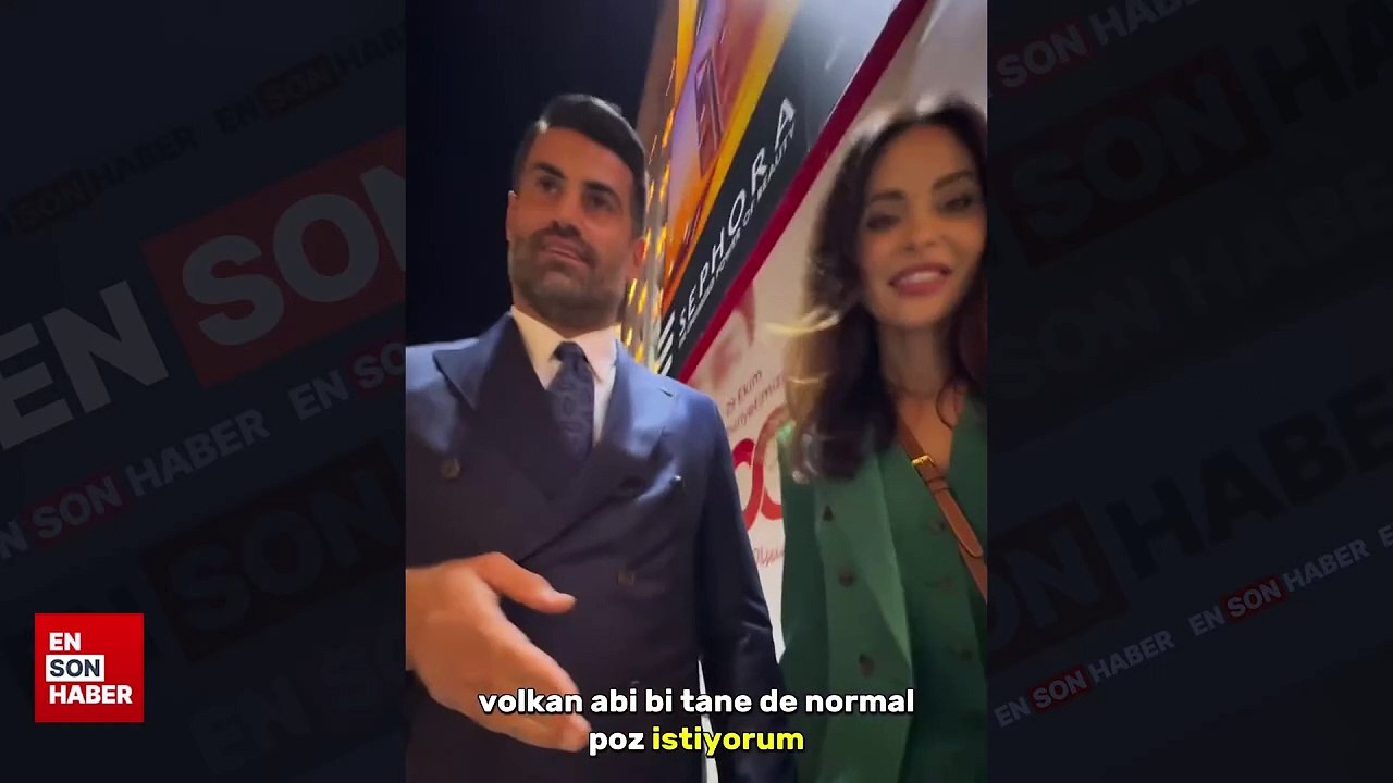 Volkan Demirel ve Zeynep Demirel, sokak fotoğrafçısına yakalandı