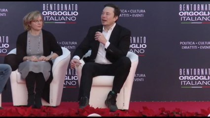 Musk: sì a sostenibilità, ma non demonizzare petrolio e gas