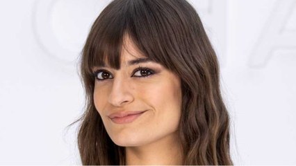 GALA VIDEO - Clara Luciani maman protectrice : adorable photo avec son bébé en studio