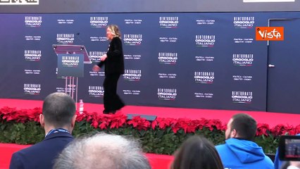 Atreju 2023, Giorgia Meloni accoglie sul palco il premier inglese Sunak: "Un mio amico"