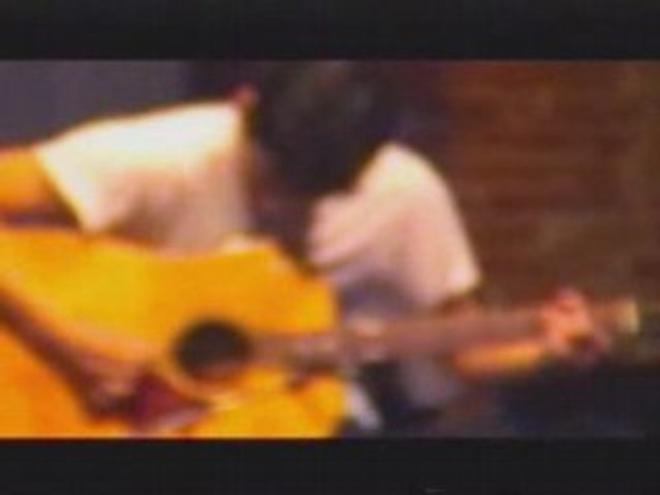 DAMIEN SAEZ Répétition amandine