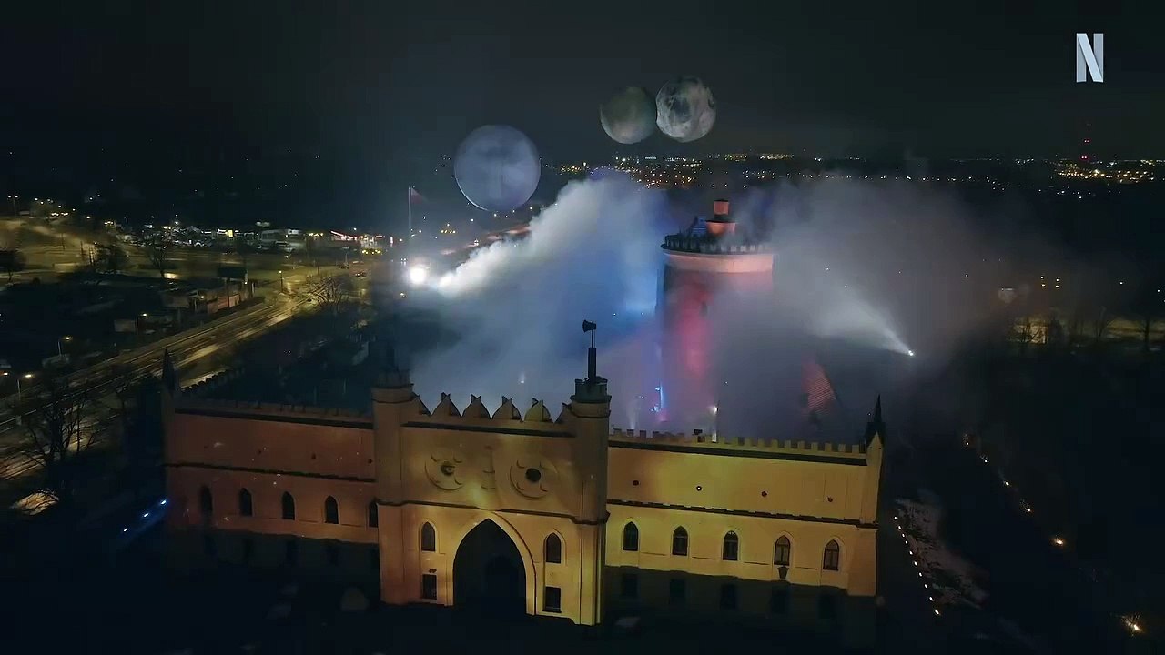 Rebel Moon - instalacja Netflixa nad Zamkiem Lubelskim