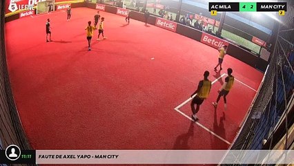 Faute de Axel Yapo - MAN CITY