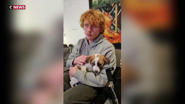 Les trois otages tués avaient brandi un drapeau blanc