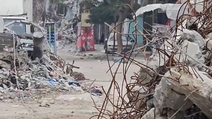 قصف مدفعي كثيف وغارات جوية على جباليا