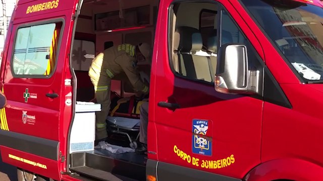 Jovem fica ferida após colisão entre carro e bicicleta na Rua JK com Recife