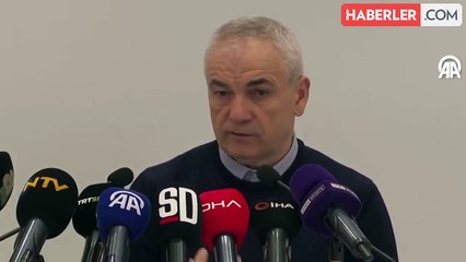 Rıza Çalımbay'dan basın toplantısına damga vuran sözler: Kadro dışı bırakılan oyunculardan haberim yoktu