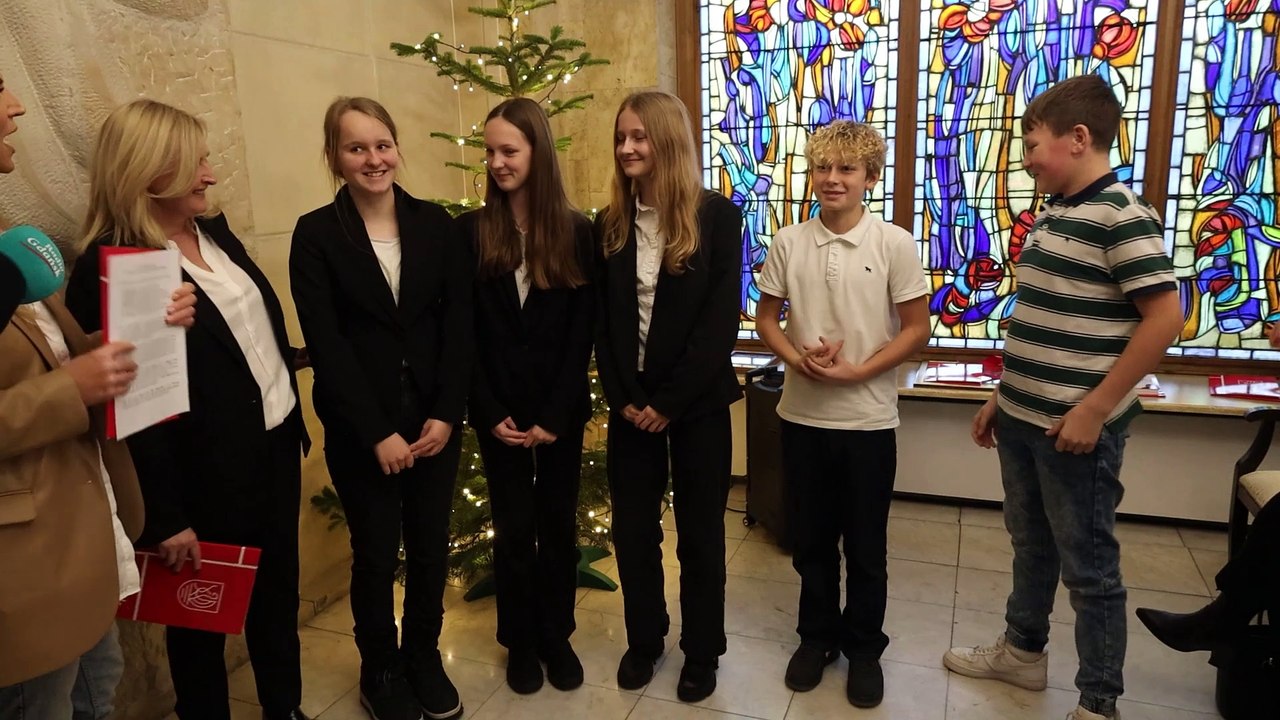 Słupscy uczniowie spisali się na medal. Czytniki i tablety trafiły do ich szkół