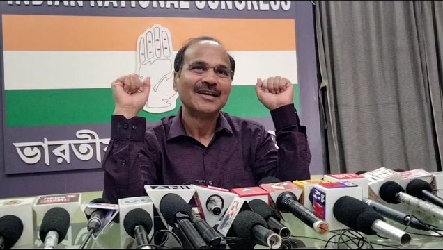 'চা সুন্দরী'র জমিতে শুধু মুরগি চড়তে পারে মানুষ বাস করতে পারেন না: অধীর চৌধুরী | Oneindia Bengali