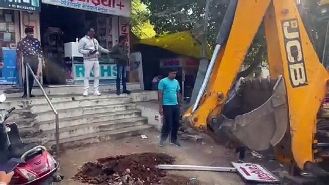 बांसवाड़ा : शहर में कार्रवाई, हटवाए अतिक्रमण