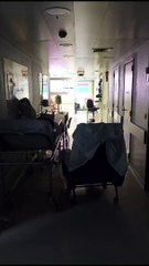 Brasileira sofre para conseguir atendimento médico para o filho autista