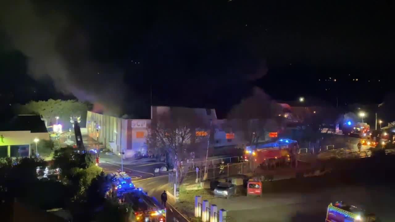 Un magasin de déguisements s'embrase à Antibes