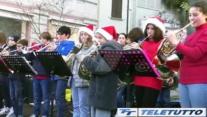 Video News - DOMENICA PRENATALIZIA A CACCIA DEL REGALO